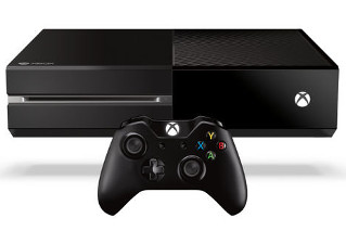 Console Microsoft Xbox One et sa manette