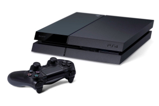 Console Sony PS4 et sa manette